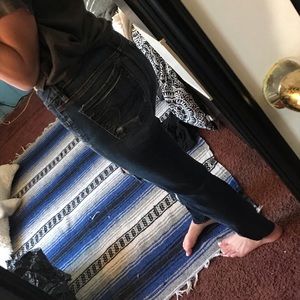 Distressed american jeans